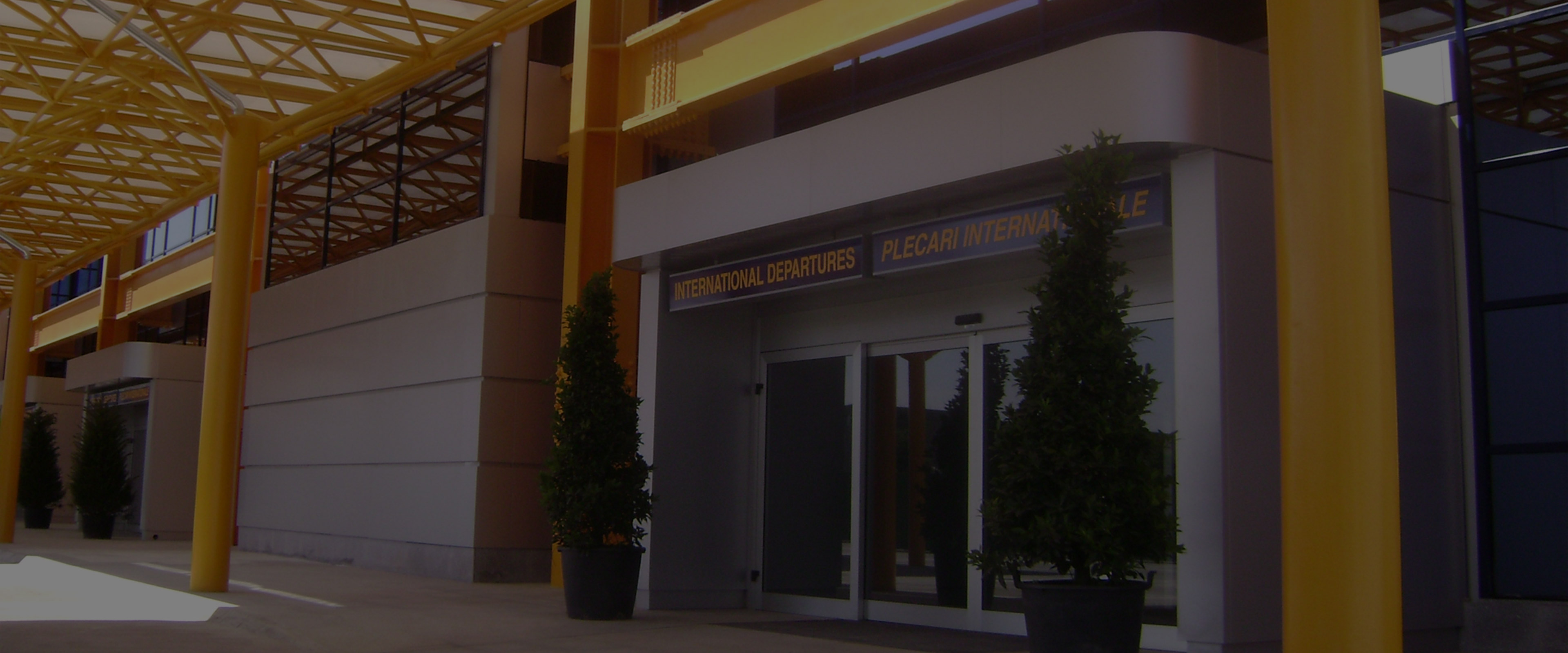 AEROPORTO INTERNAZIONALE AVRAM IANCU DI CLUJ NAPOCA 3840x1600