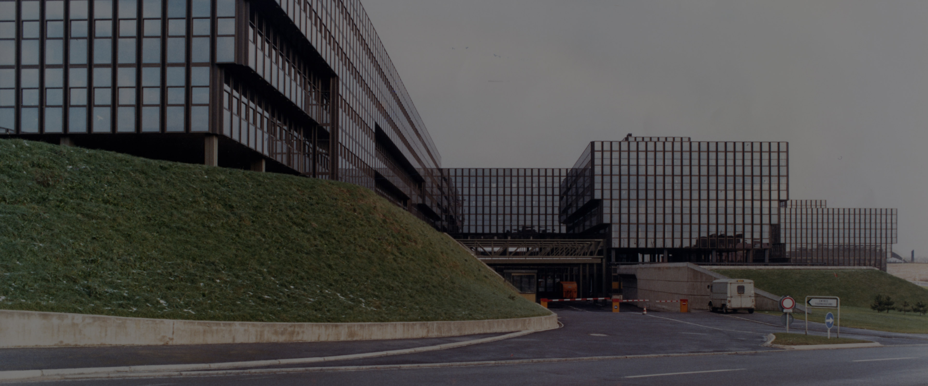 COMPLESSO EDIFICI COMUNITÀ ECONOMICA EUROPEA 3840x1600