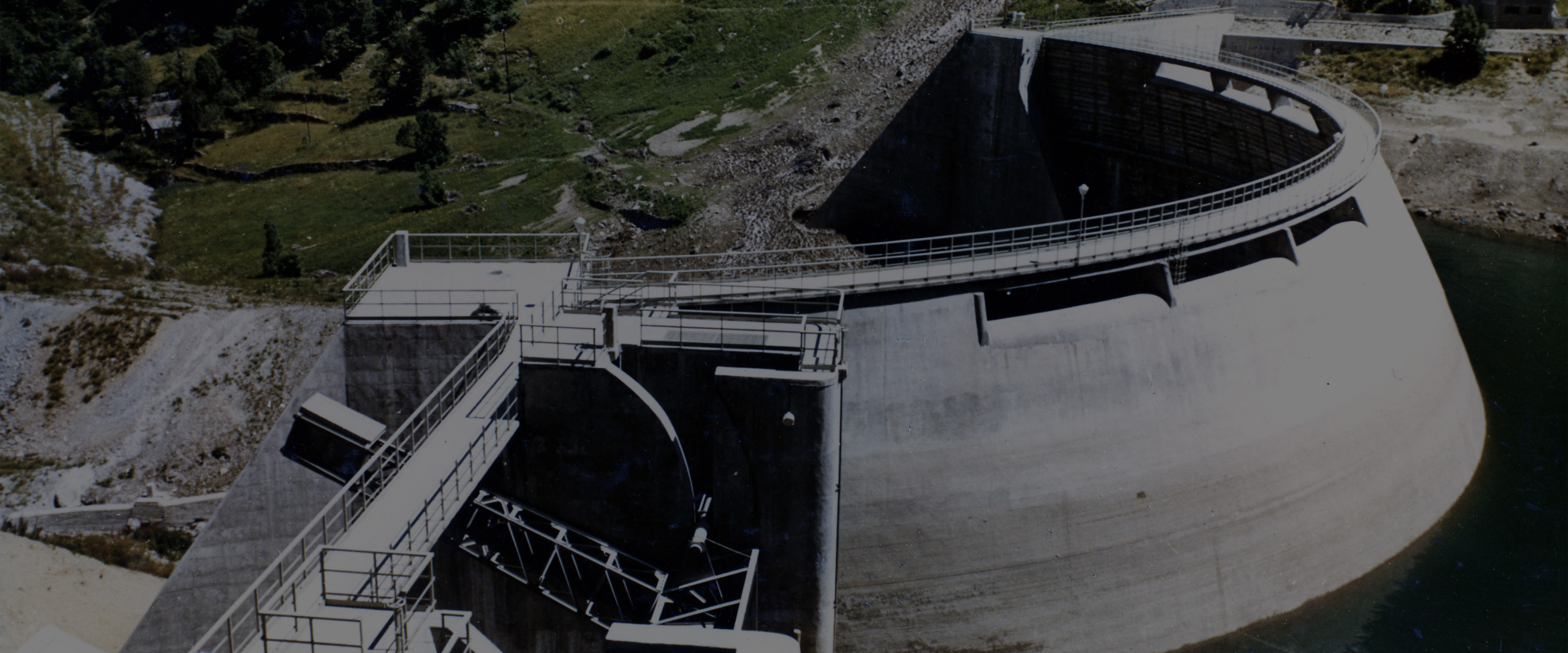 DIGA DI RIO FREDDO SUL TORRENTE STURA 3840x1600