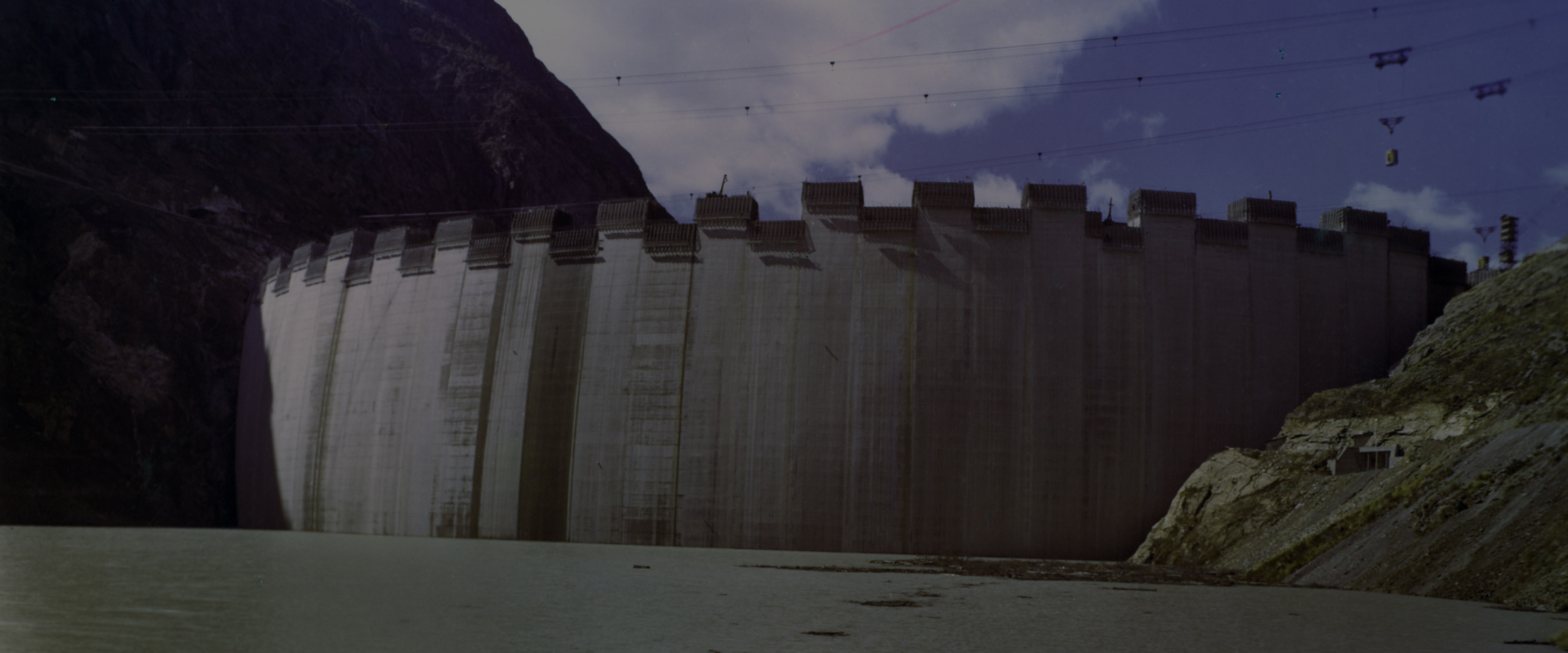 DIGA DI PLACE MOULIN 3840x1600