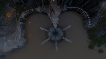 DIGA DI TOKWE MUKOSI 3840x1600