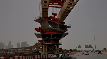 DUBAI PARALLEL ROADS 3840x1600