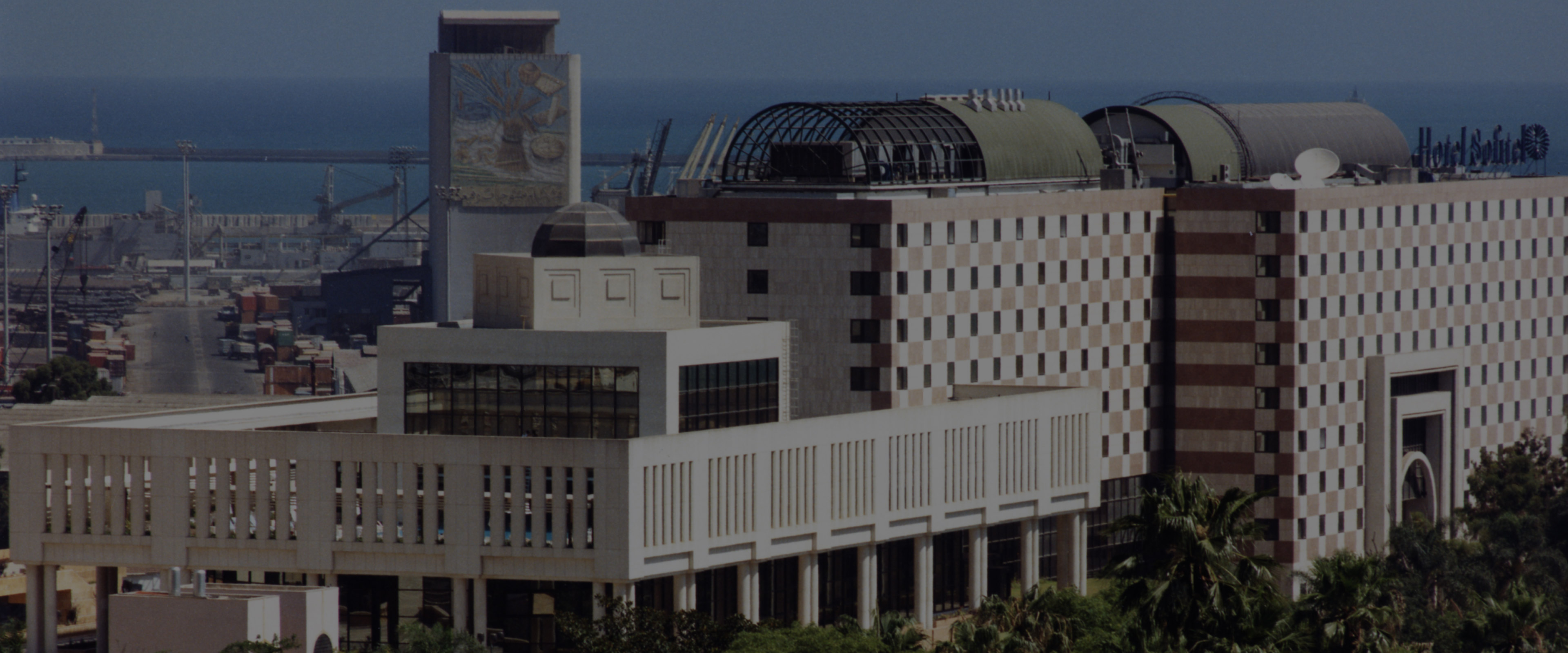 EL HAMMA BUSINESS CENTER DI ALGERI 3840x1600