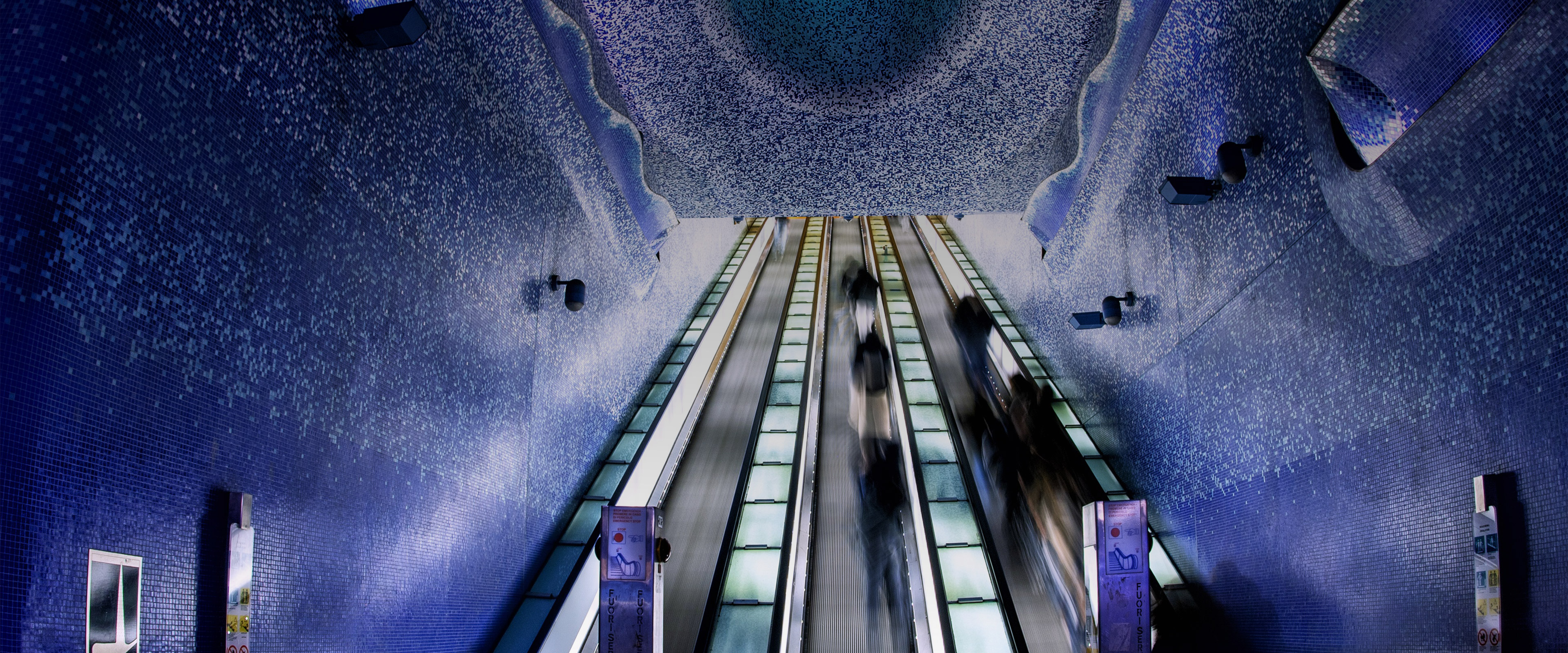 HERO METROPOLITANA DI NAPOLI    LE STAZIONI DELL'ARTE ZOOM 02