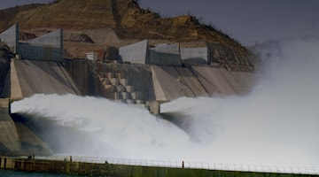 HERO DIGA DI XIAOLANGDI ZOOM