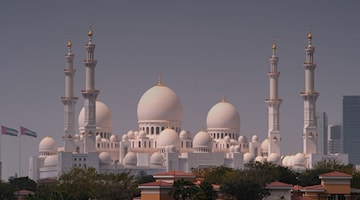 HERO MoscheaAbuDhabi ZOOM