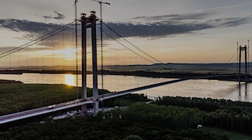 HERO PONTE SUL DANUBIO A BRAILA ZOOM