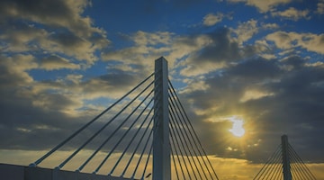 HERO SYDNEY NORTHWEST ZOOM