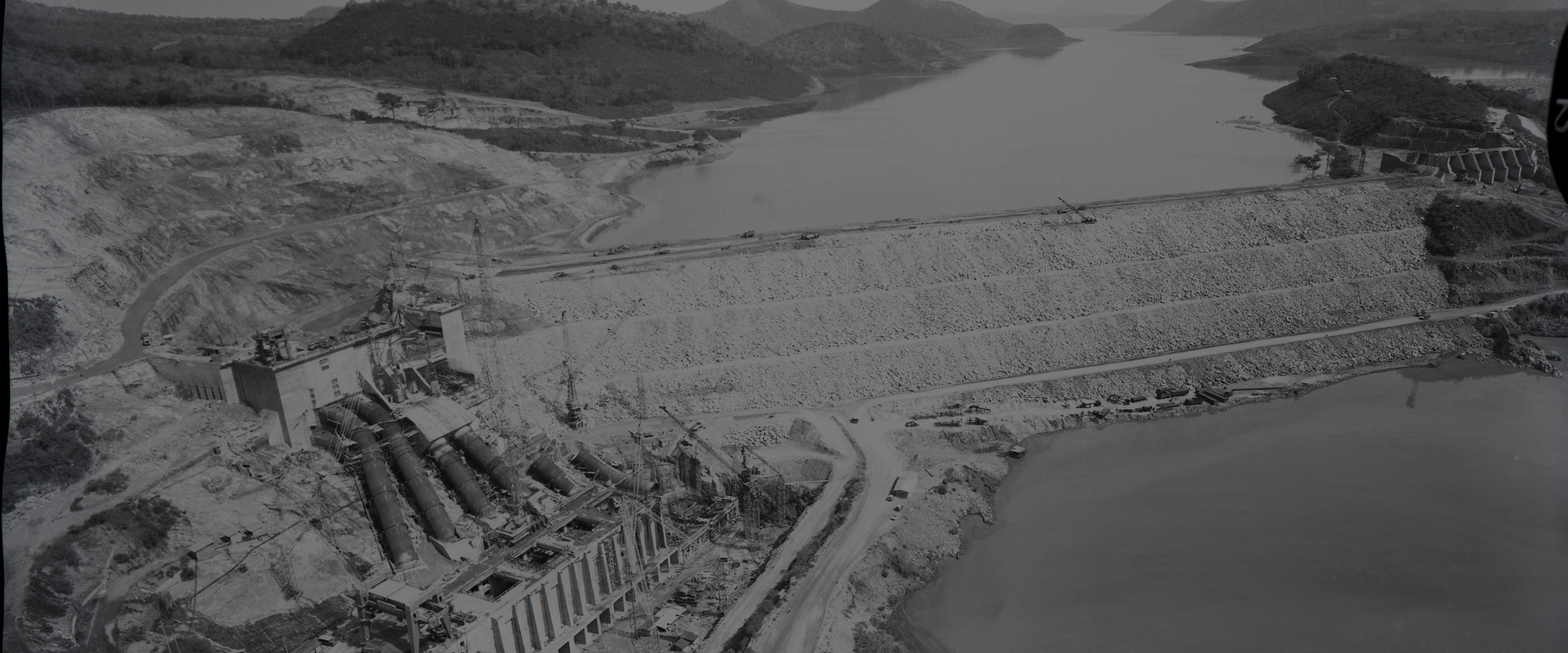 IMPIANTO IDROELETTRICO DI AKOSOMBO 3840x1600