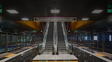 Metro Salonicco 3840x1600