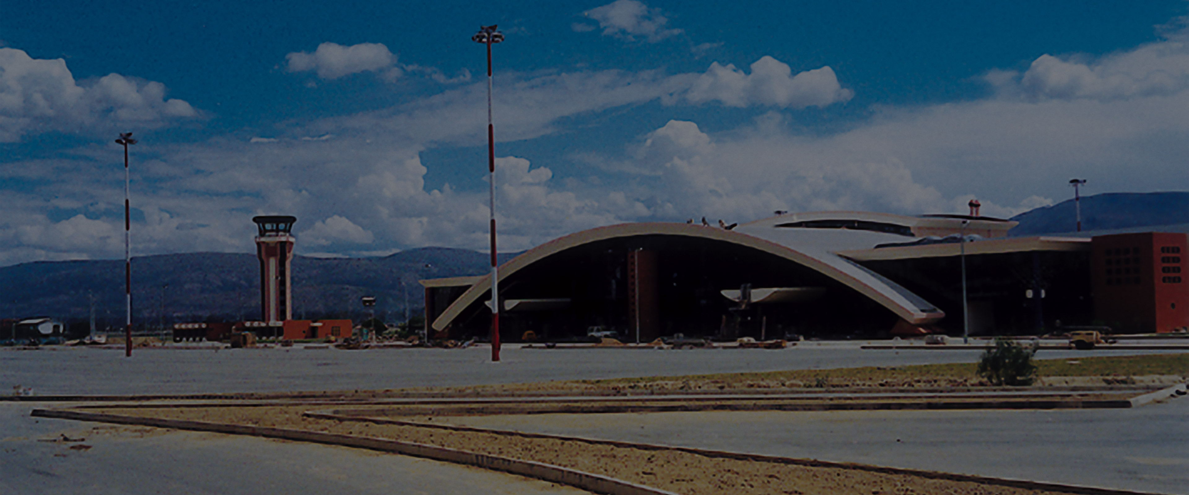 NUOVO AEROPORTO DI COCHABAMBA 3840x1600