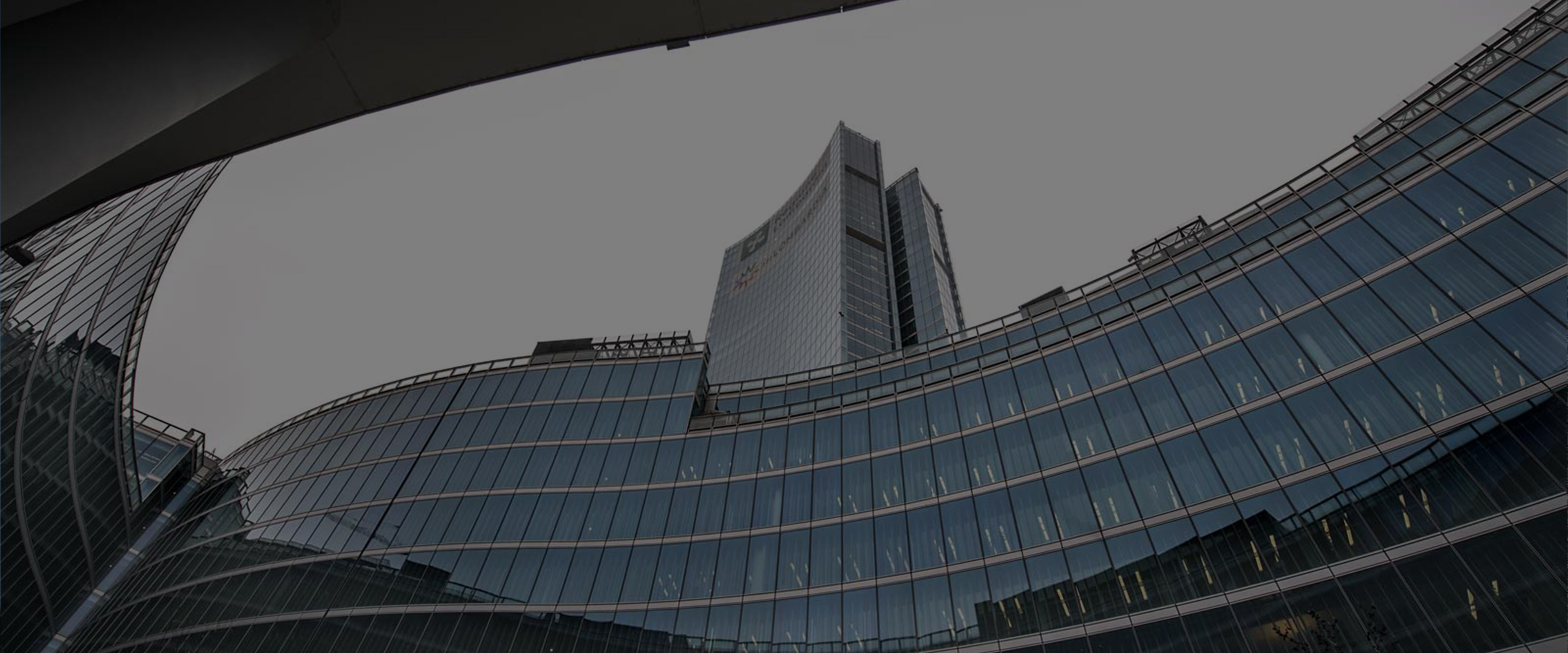 PalazzoLombardia 3840x1600