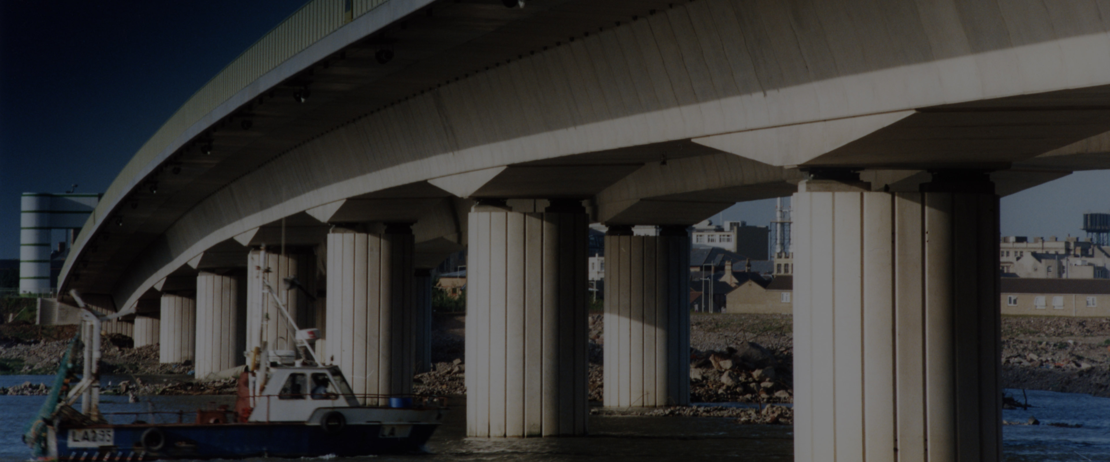 RACCORDO STRADALE BUTETOWN   CARDIFF 3840x1600